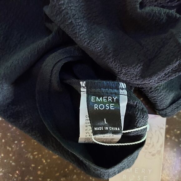 Emery Rose Romper Shorts Comfy Stretch Size Large Black Overall Jumpsuit NWT - Picture 8 of 12